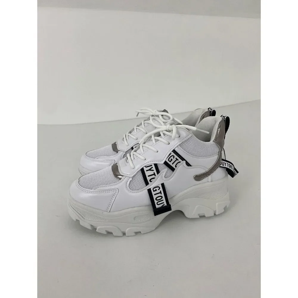 AEWLFTY NWOB Sneakers White Athletic Shoes Mod Contemporary Street Shoes - Size